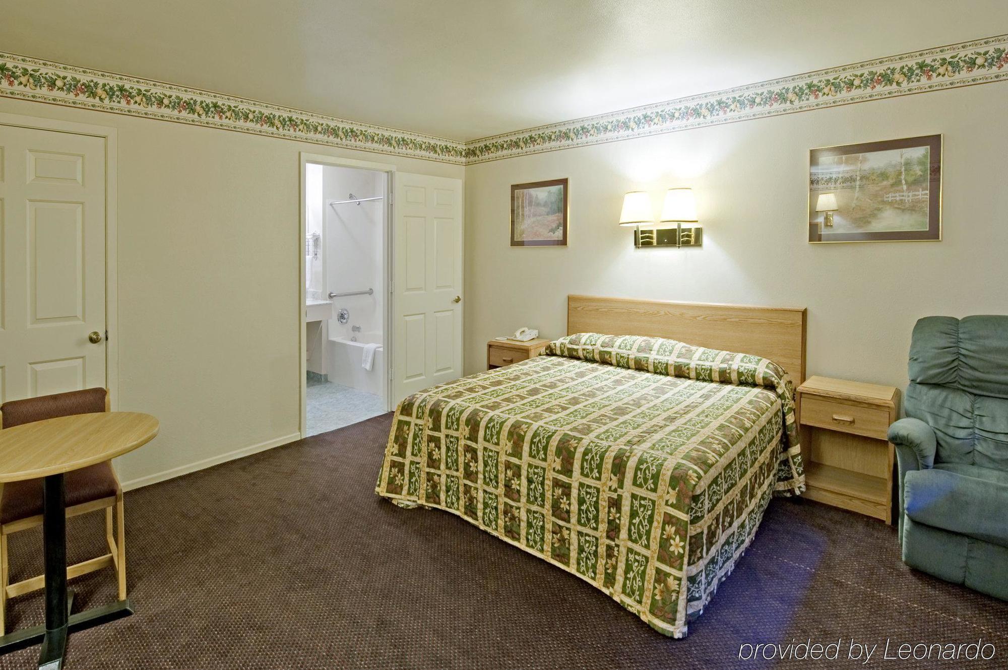 Americas Best Value Inn Mckinney Rom bilde